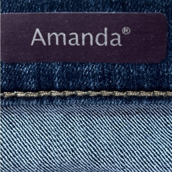 Gloria Vanderbilt Amanda  Classic
Jeans Tapered Leg Hartford Super
Stretch - Picture 6 of 6